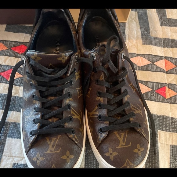 Louis Vuitton Front row Low Sneakers - Picture 6 of 11